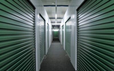 Quels sont les coûts associés à la location de box pour le stockage de marchandises ?
