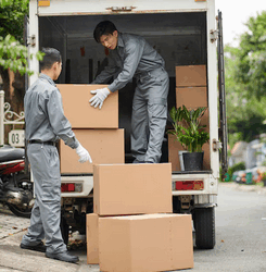 Le garde-meuble à Saint-Savin est-il adapté pour un stockage temporaire pendant des travaux ou un déménagement ?