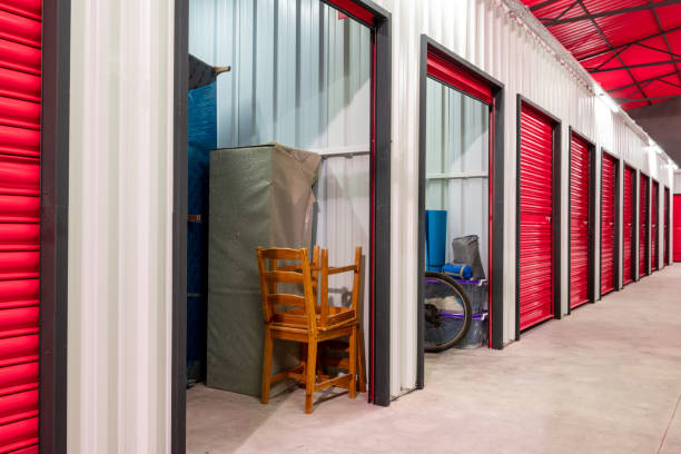 Comment bien préparer ses affaires pour une location de garde-meuble à Sérézin de la Tour ?